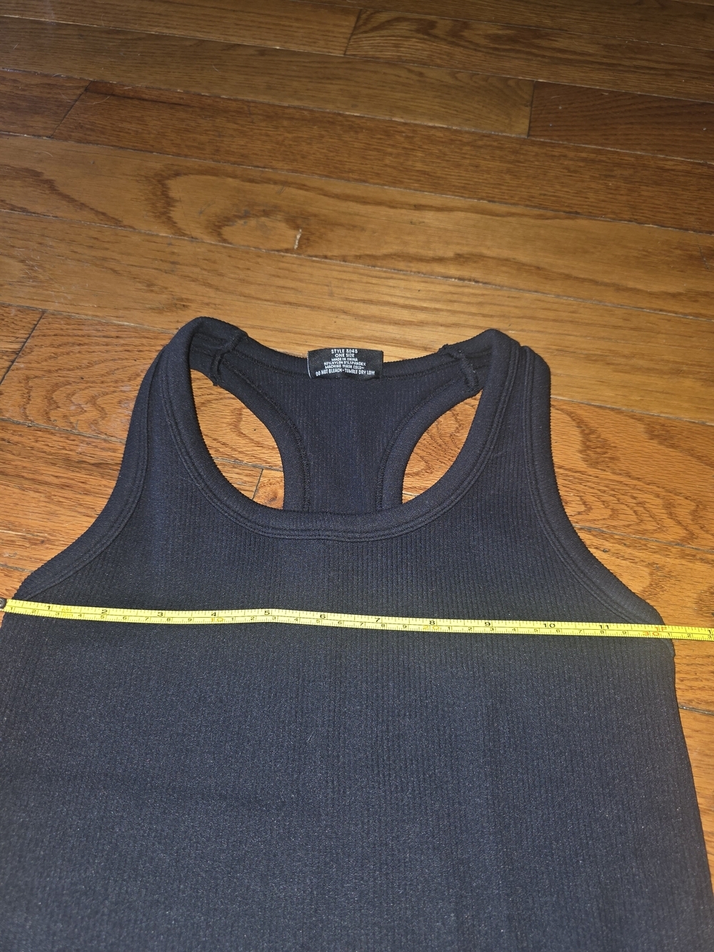 Dynamic Women's Set Of 2 Ribbed Tank Tops - Picture 10 of 10